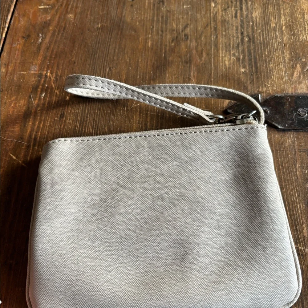 Elegant Gray Wristlet Clutch - Picture 4 of 6